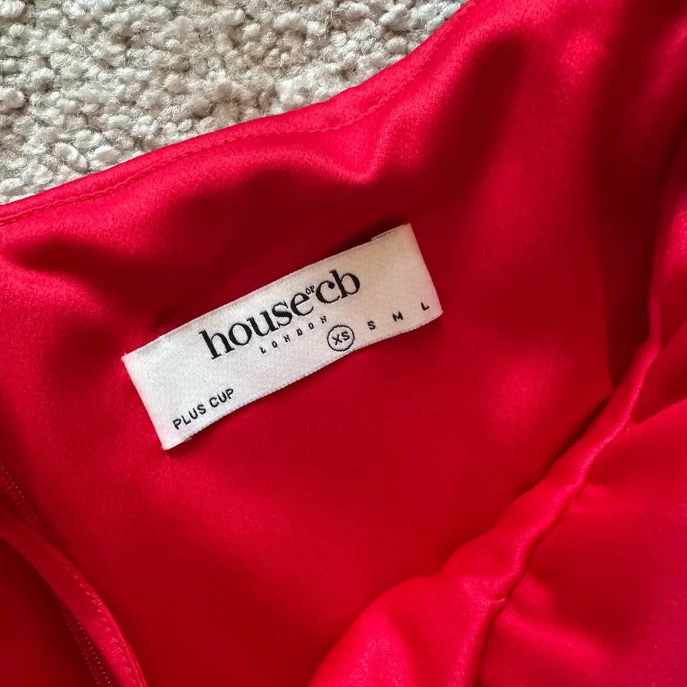 HOUSE OF CB | dress - Picture 4 of 7